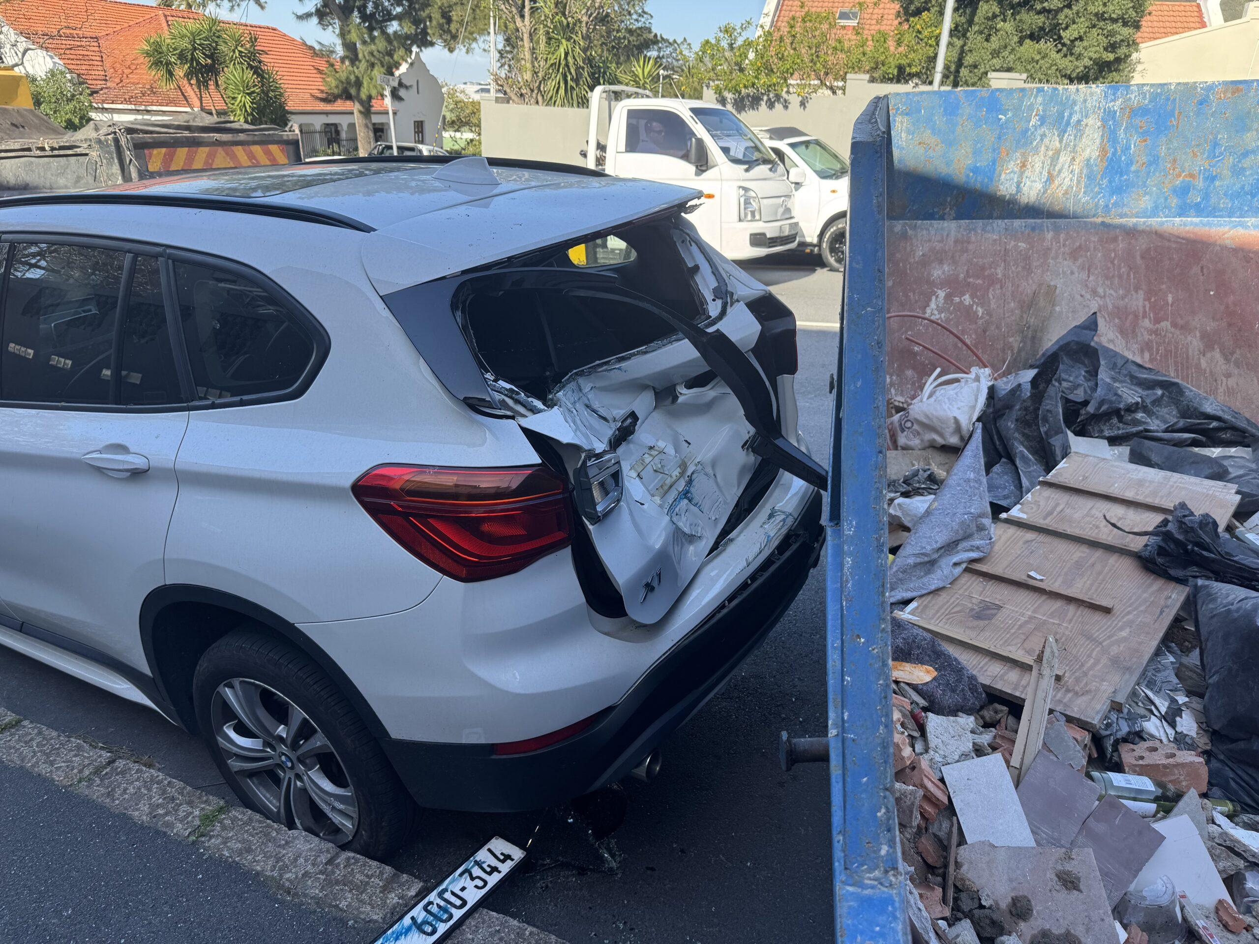MVA on Kloof Nek Road MVA on Kloof Nek Road